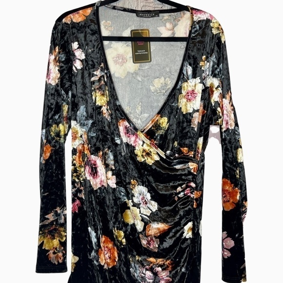 Plus size Dress Maverick the Collection Velvet Floral Dress - Picture 3 of 8